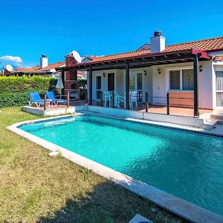 Plaja Yakin Havuzu Korunakli * Fethiye