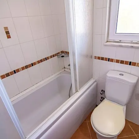Plaja Yakin Havuzu Korunakli Fethiye